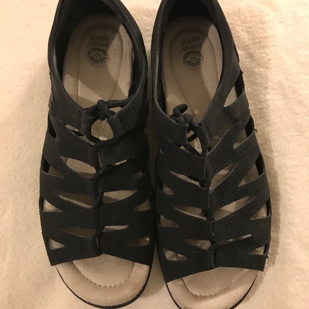 Black sandals